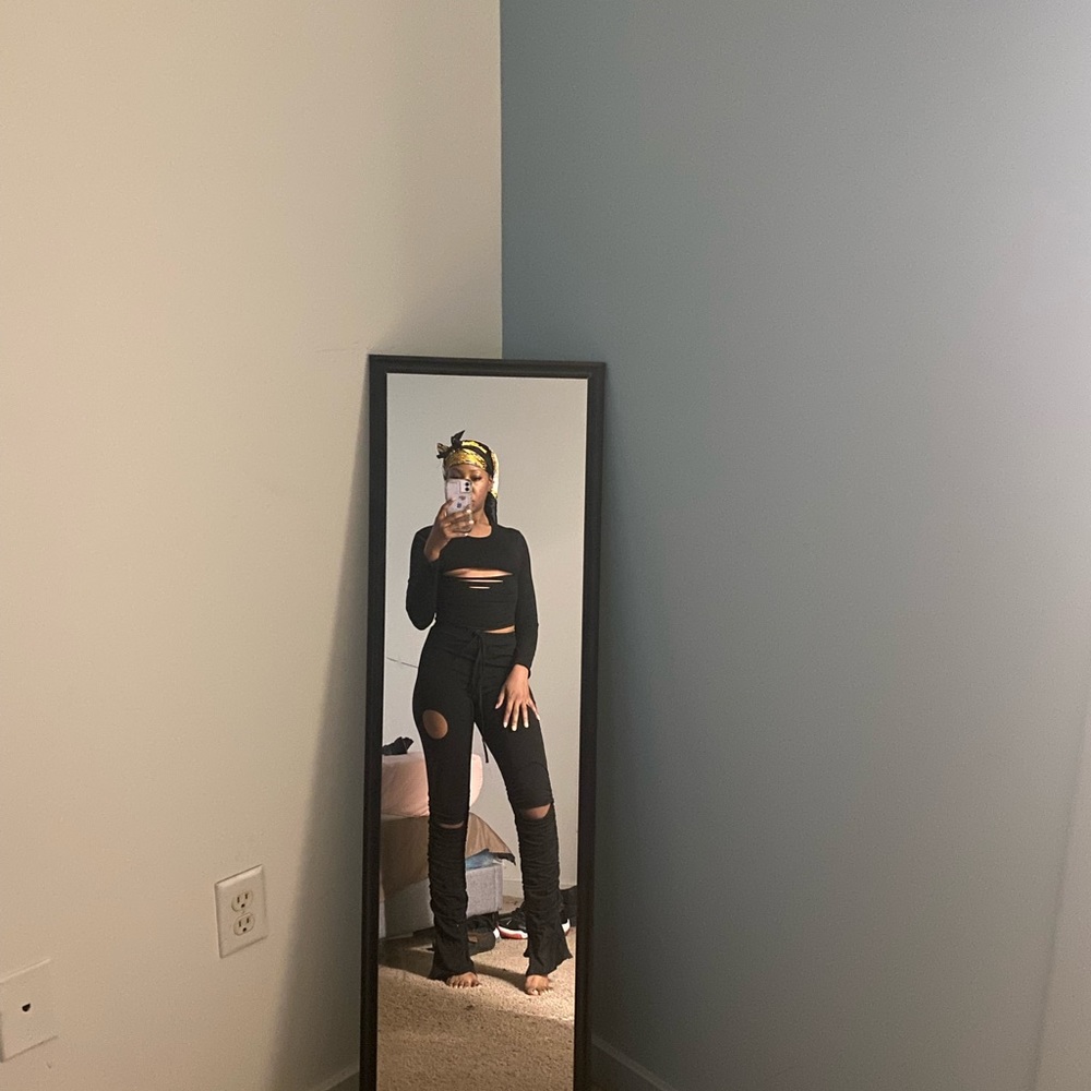 Ripped Cropped Tee & Ruched Split Hem Legging Set